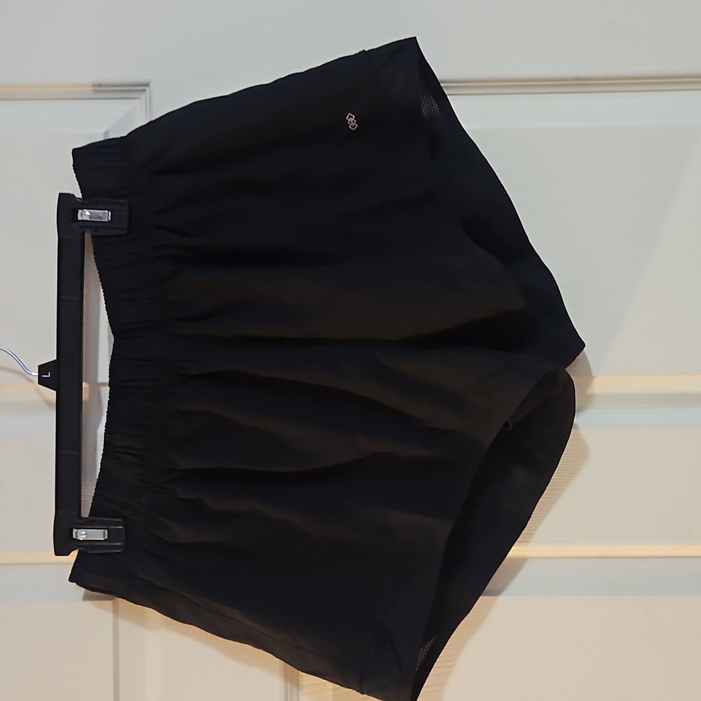 LEG3ND WOMEN'S RUNNING SHORTS: BLACK: NEW WITH TAGS: SIZE L